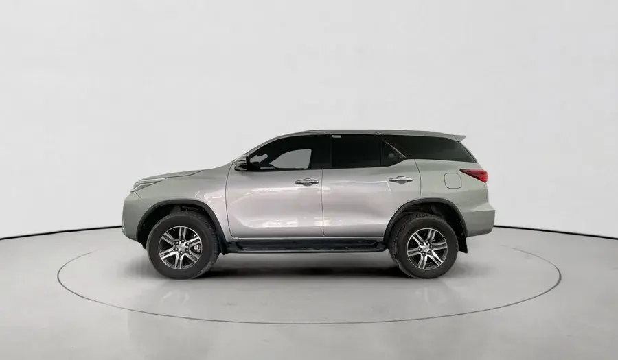 Toyota Fortuner 2023