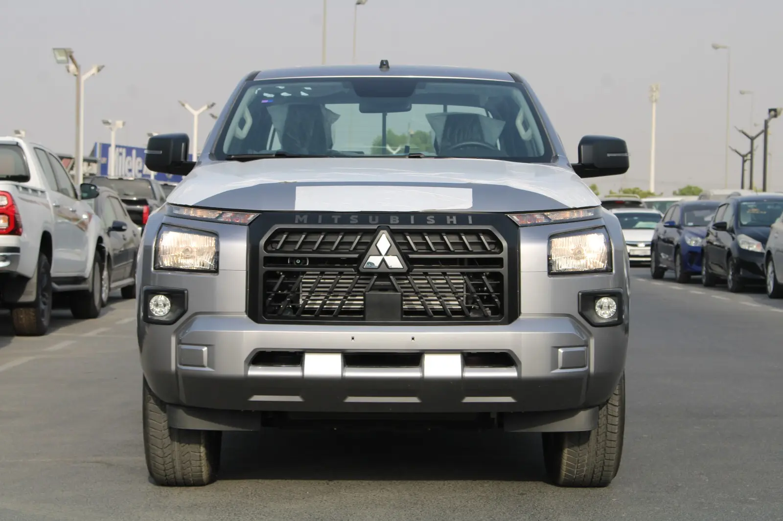 ميتسوبيشي L200 2025 2.4L