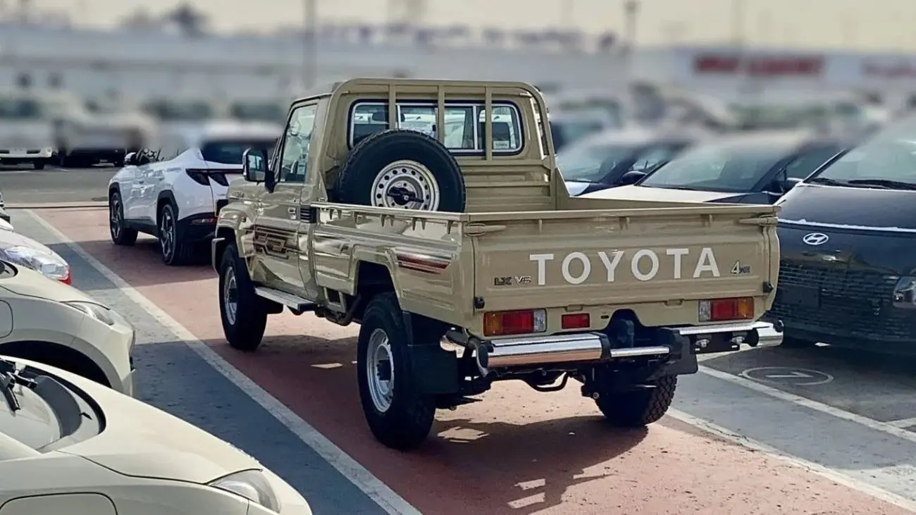 Toyota Land Cruiser Pick Up 2025 4L
