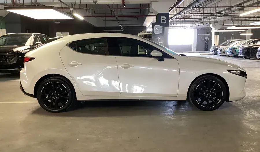 مازدا 3 Sedan 2025
