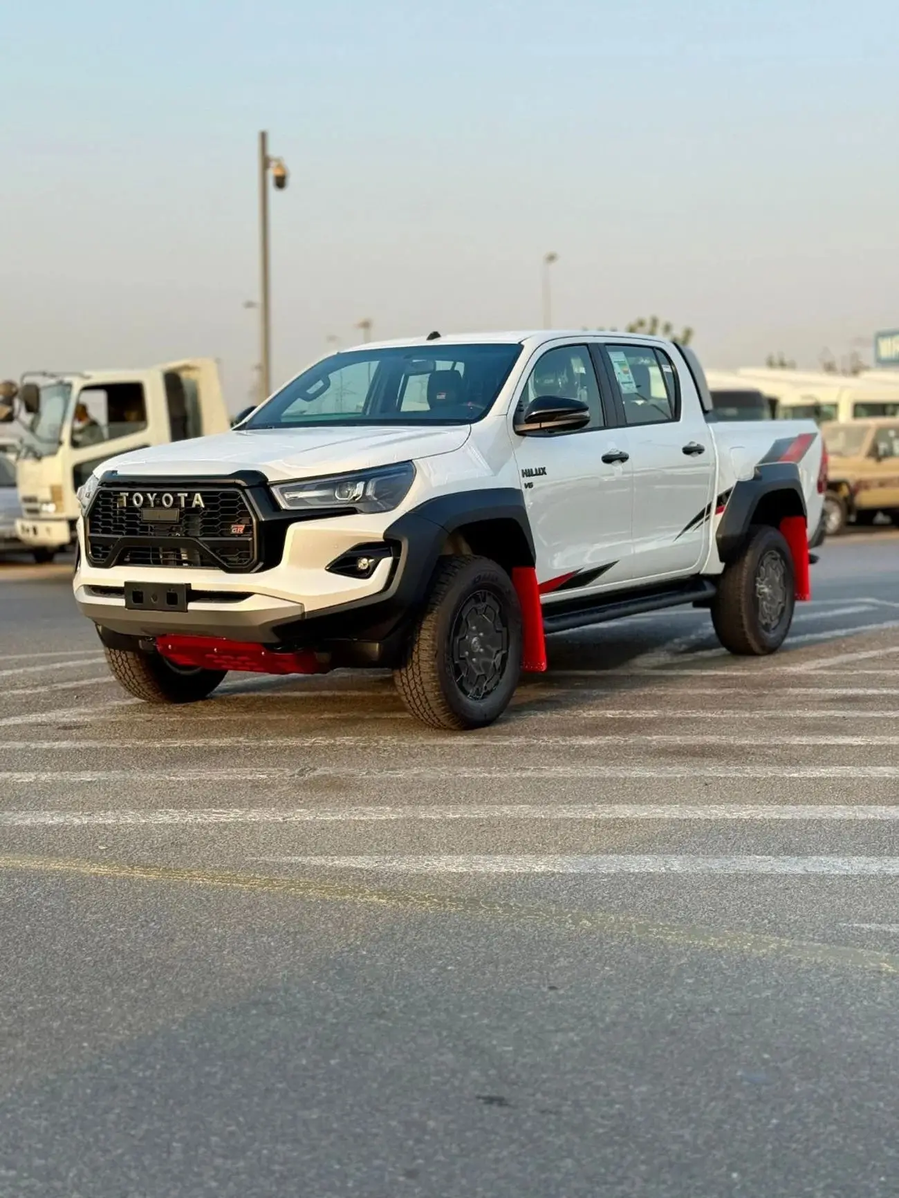 تويوتا هيلوكس 2025 4L