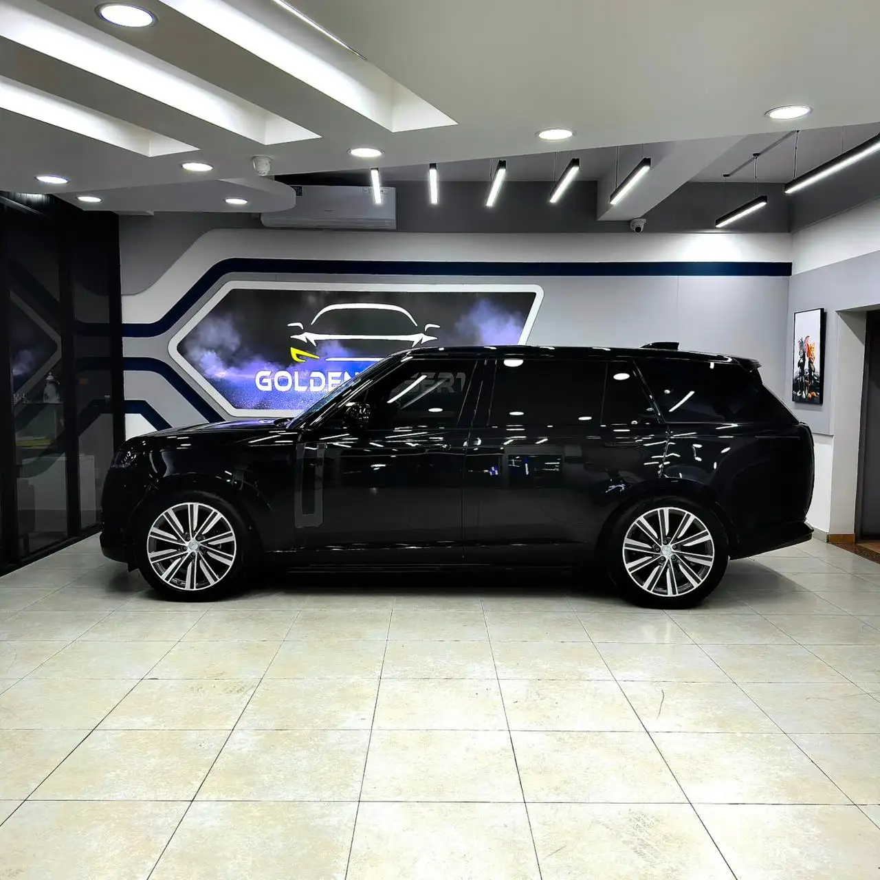 Land Rover Range Rover 2024 4.4L