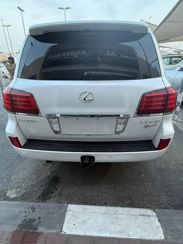 Lexus LX 2009 5.7CC