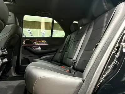 Mercedes Benz GLE Class 2025 2L