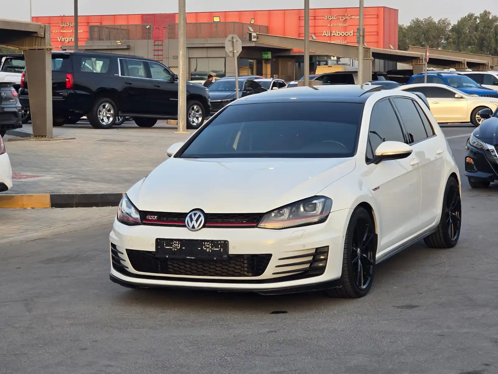 فولكس واجن جولف GTI 2016