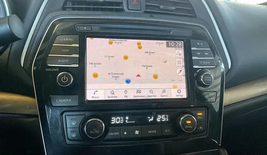 نيسان ماكسيما 2022