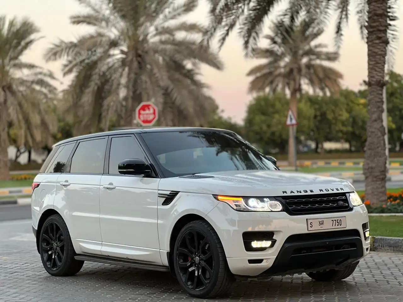 Land Rover Range Rover Sport  2016