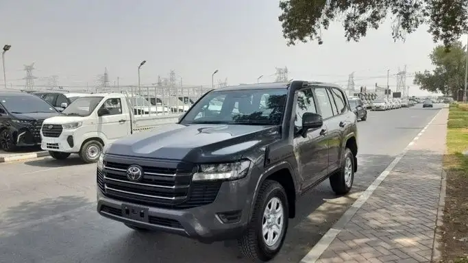 تويوتا لاند كروزر 2025 3.3L