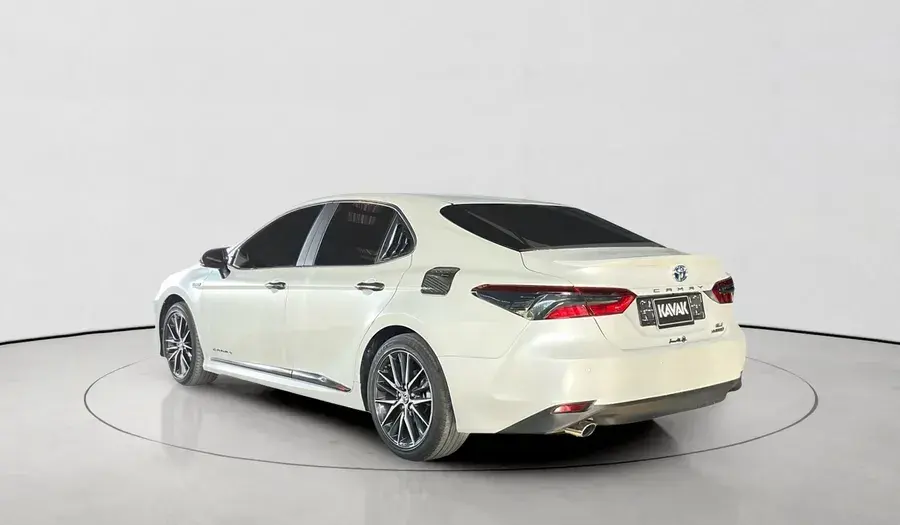 Toyota Camry 2024