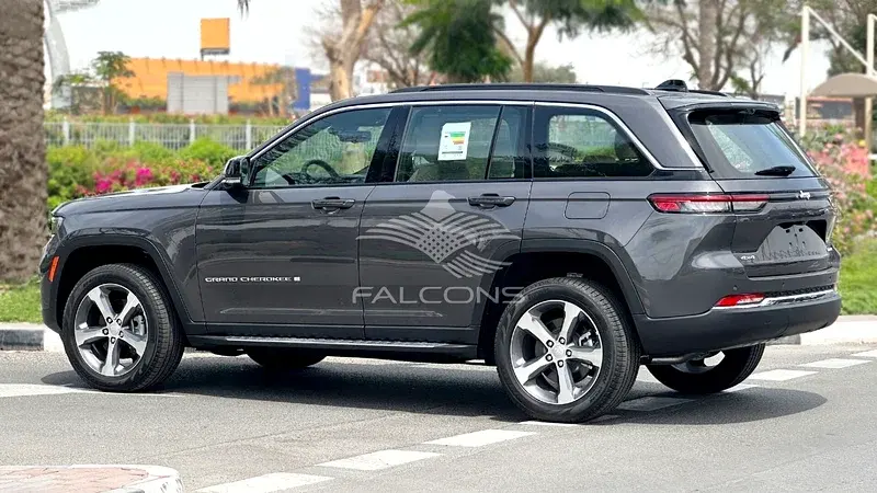 Jeep Grand Cherokee 2025