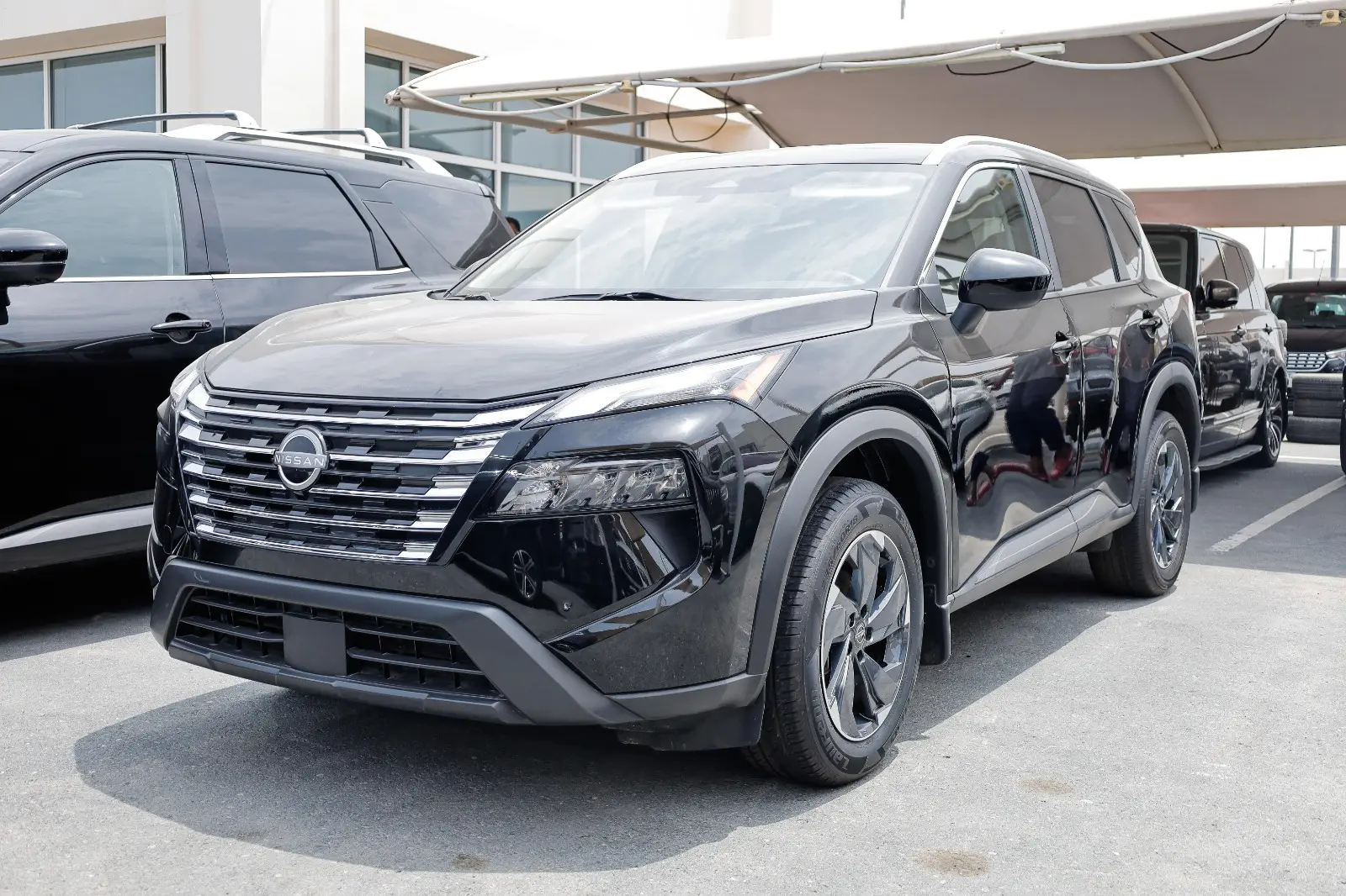 نيسان روج 2024