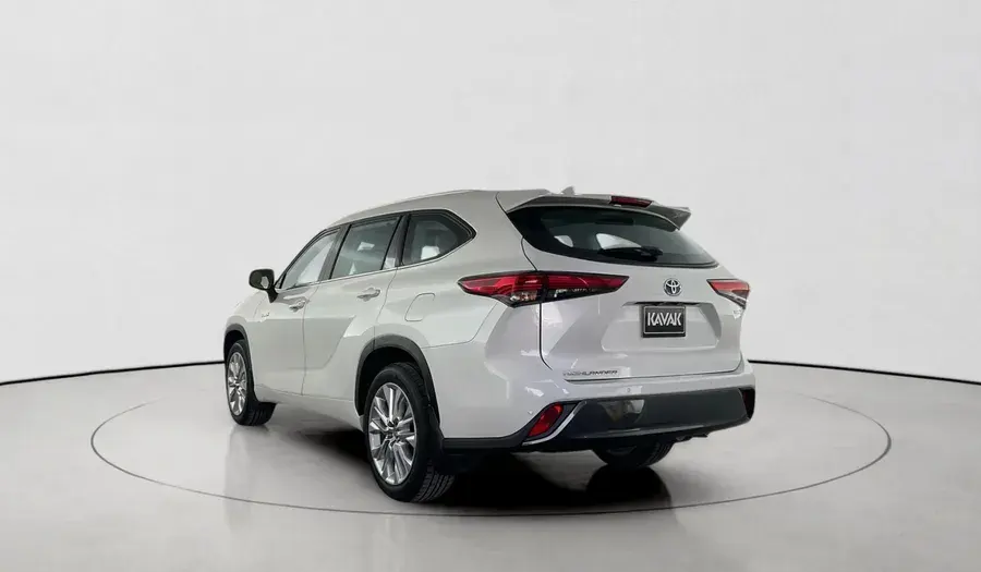 Toyota Highlander 2022 2.5L