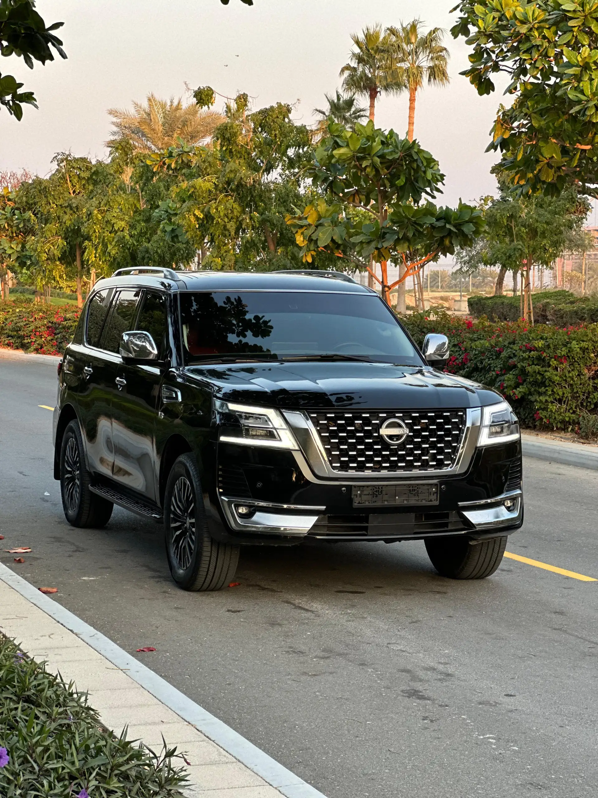 Nissan Patrol 2014 5.6L