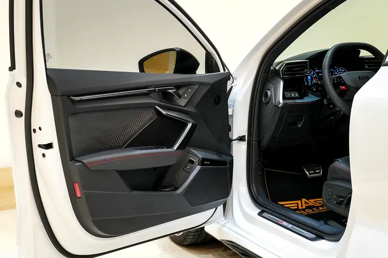 أودي RS3 سيدان 2025