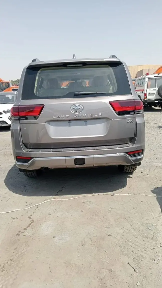 Toyota Land Cruiser 2025 3.3L