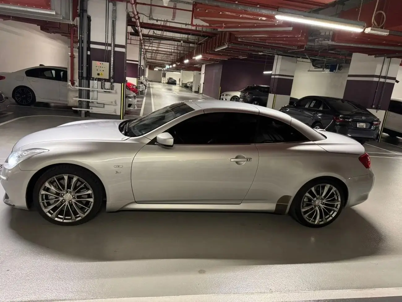 إنفينيتي Q60 2015 3.7L
