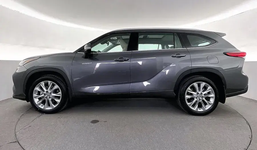 تويوتا هايلاندر 2023