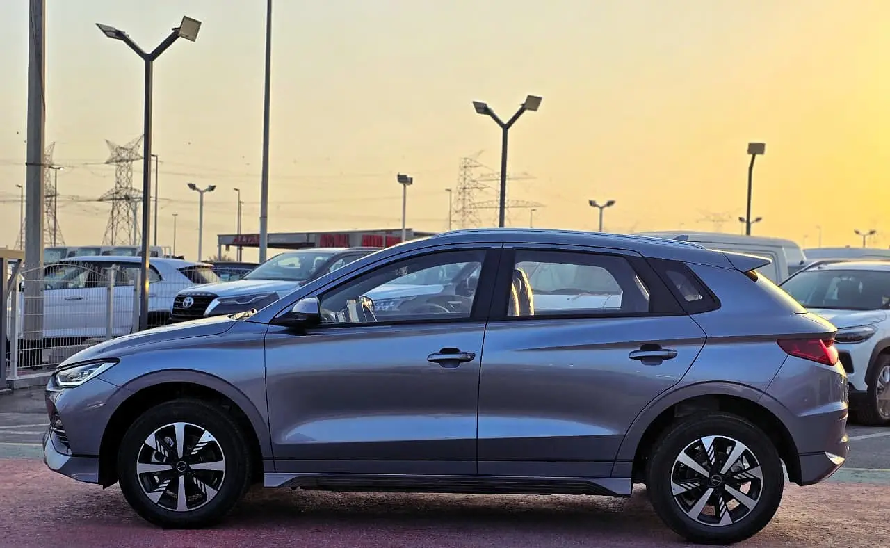 BYD E2 2025