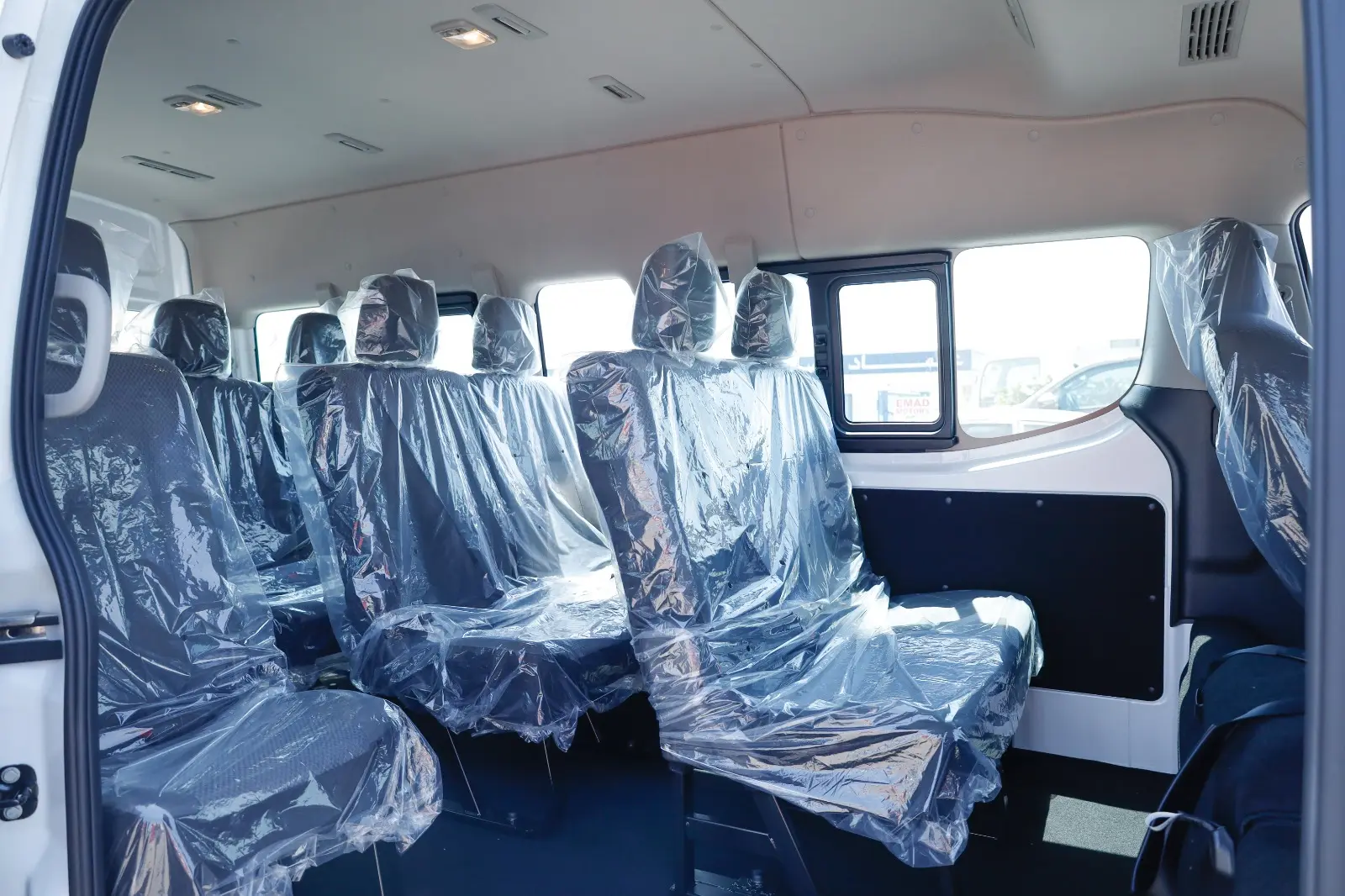 نيسان أورفان 2025 2.5L