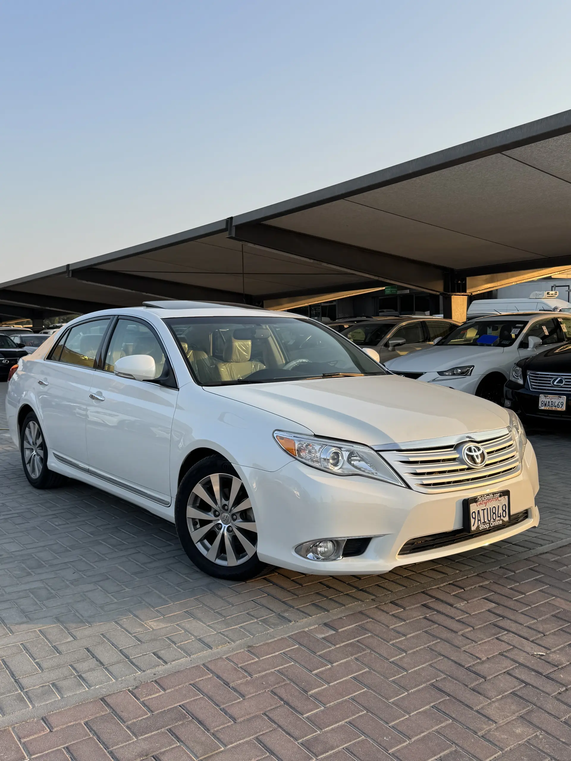 Toyota Avalon 2011