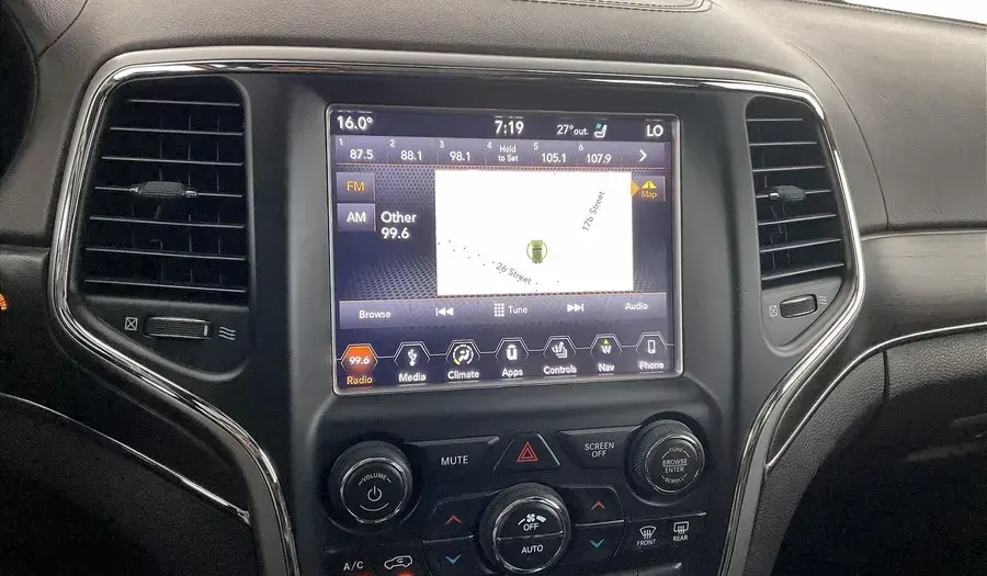 جيب جراند شيروكي 2018