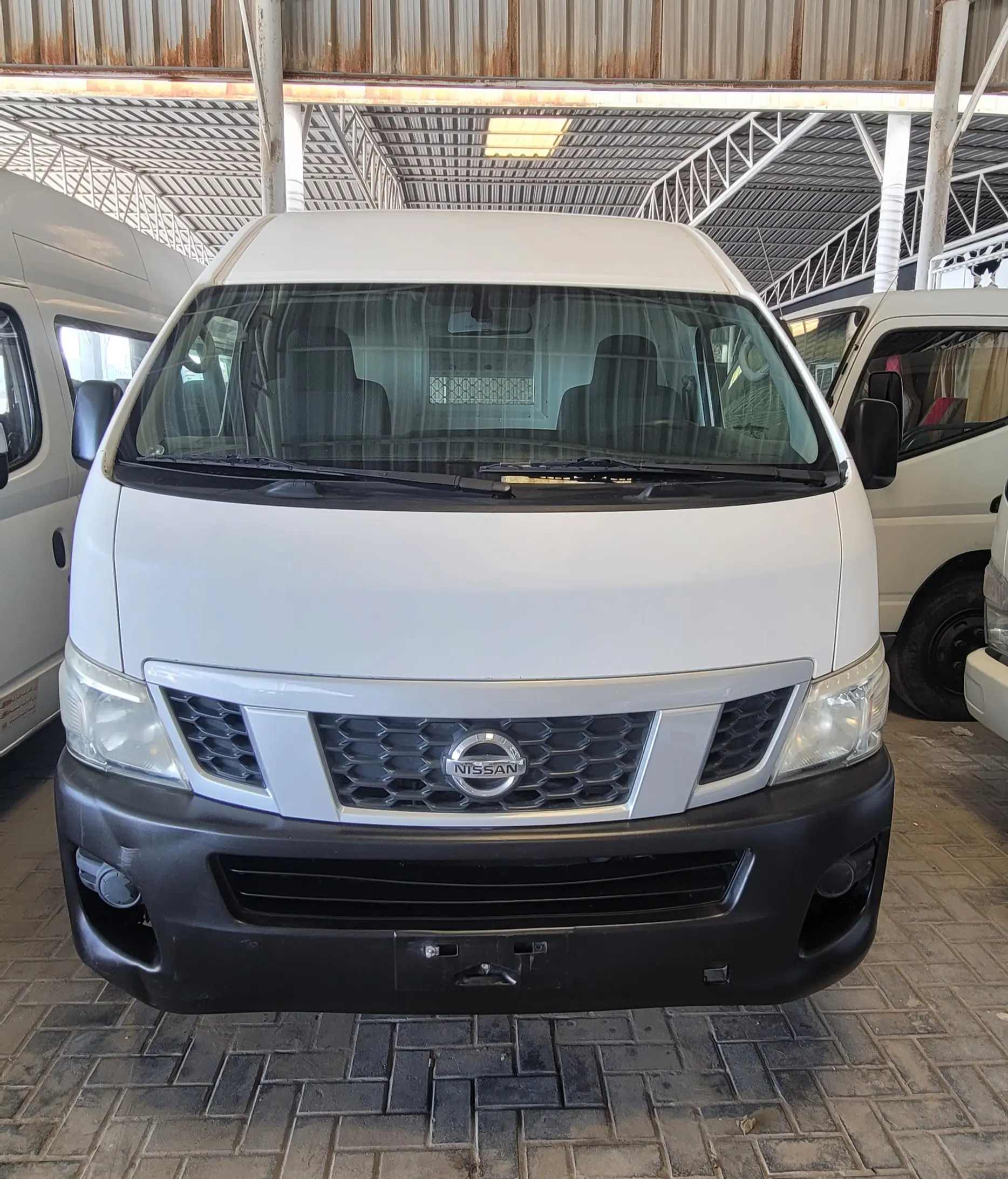 نيسان أورفان 2016 2400L