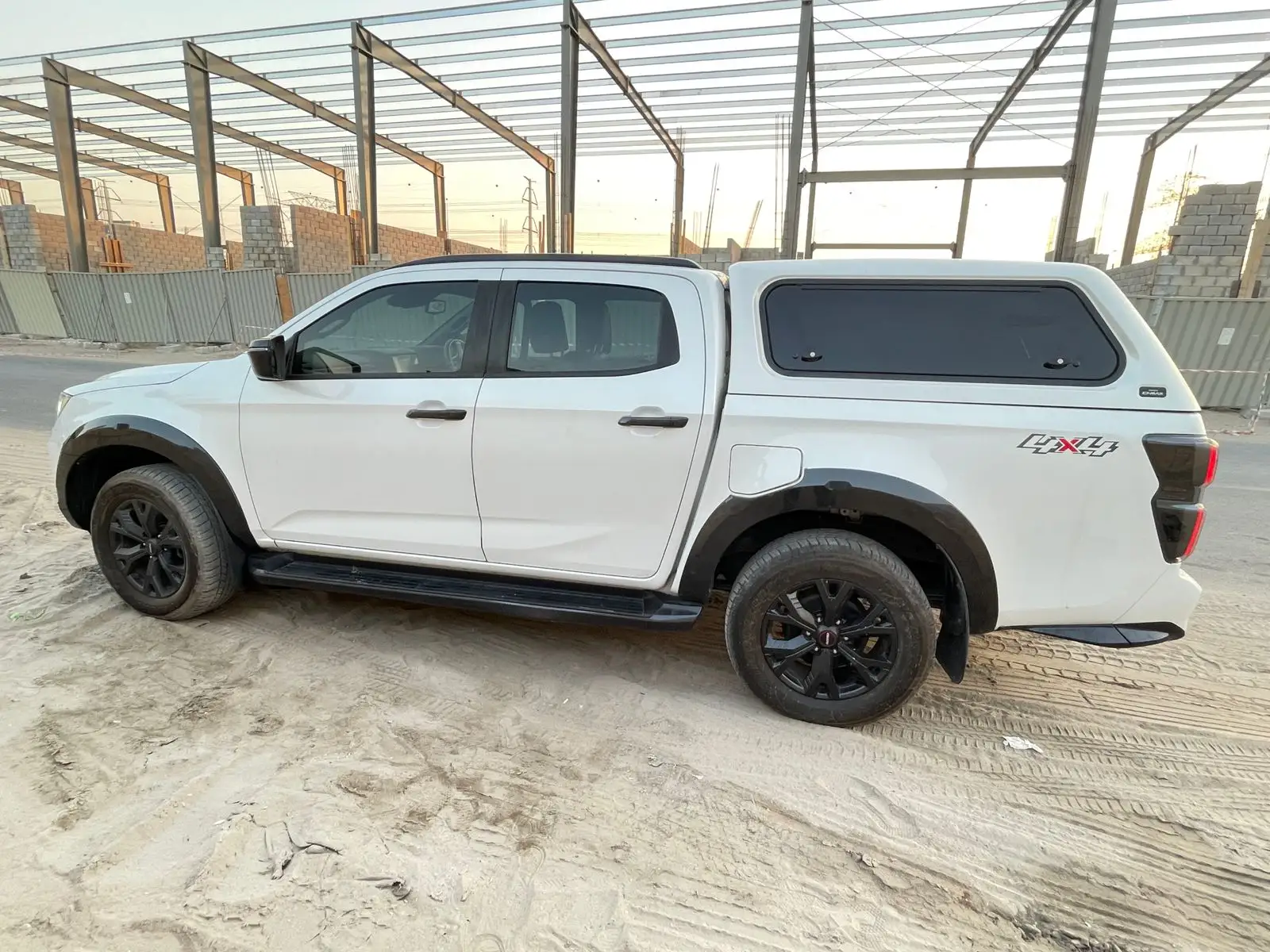 إيسوزو D ماكس 2023 3L