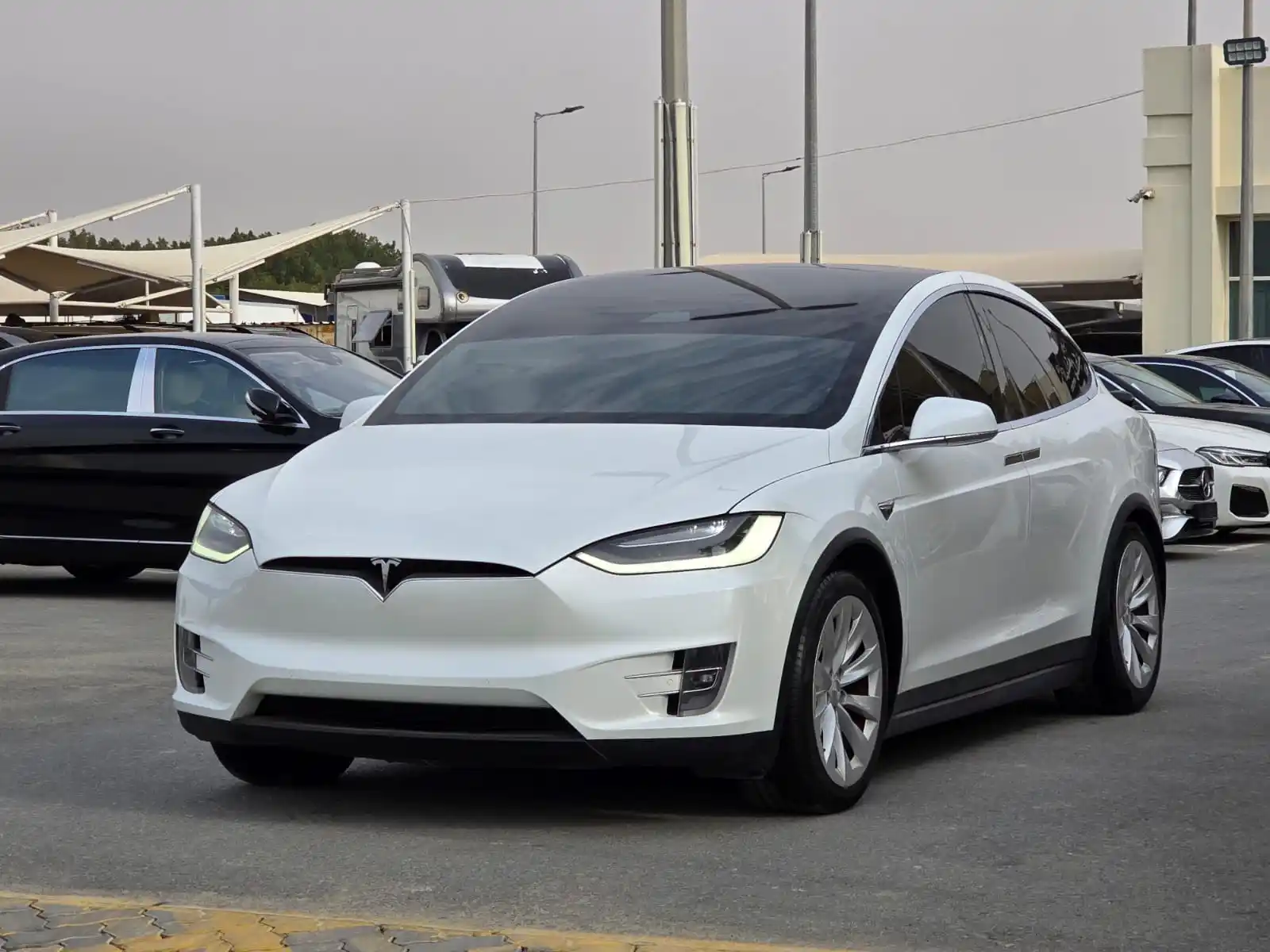 Tesla Model X 2020 undefinedL