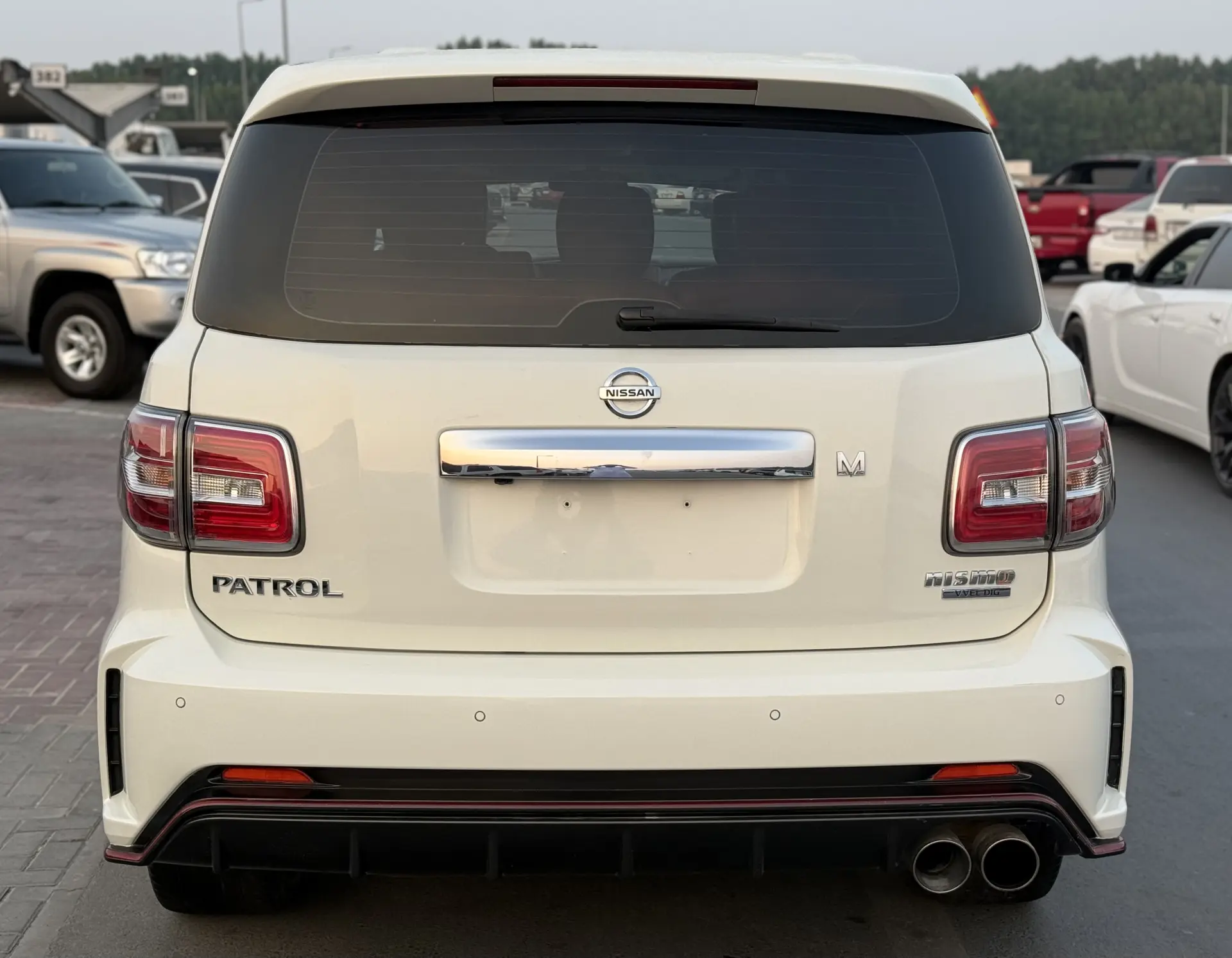 Nissan Patrol 2014 5.6L