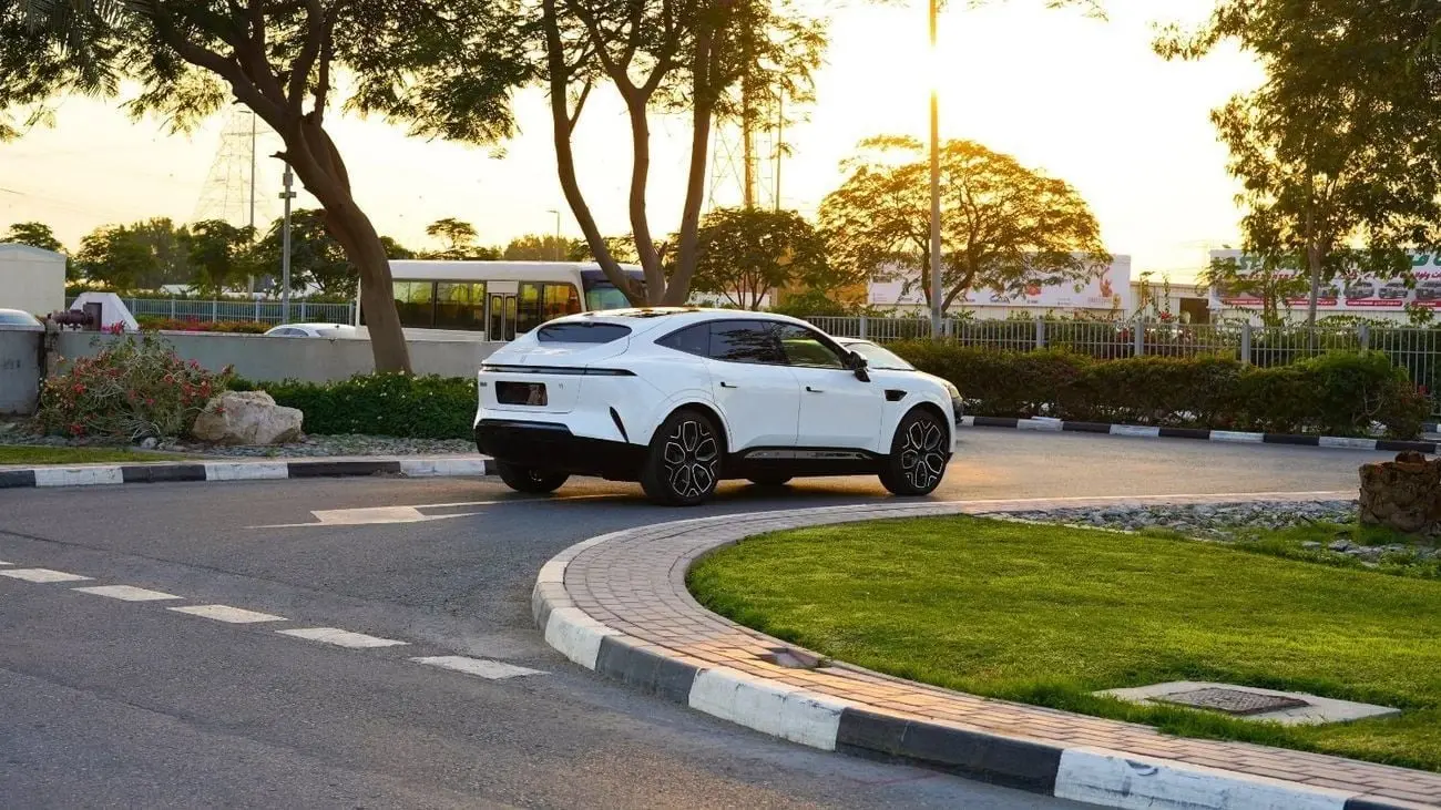 أفاتر 11 2023 undefinedL