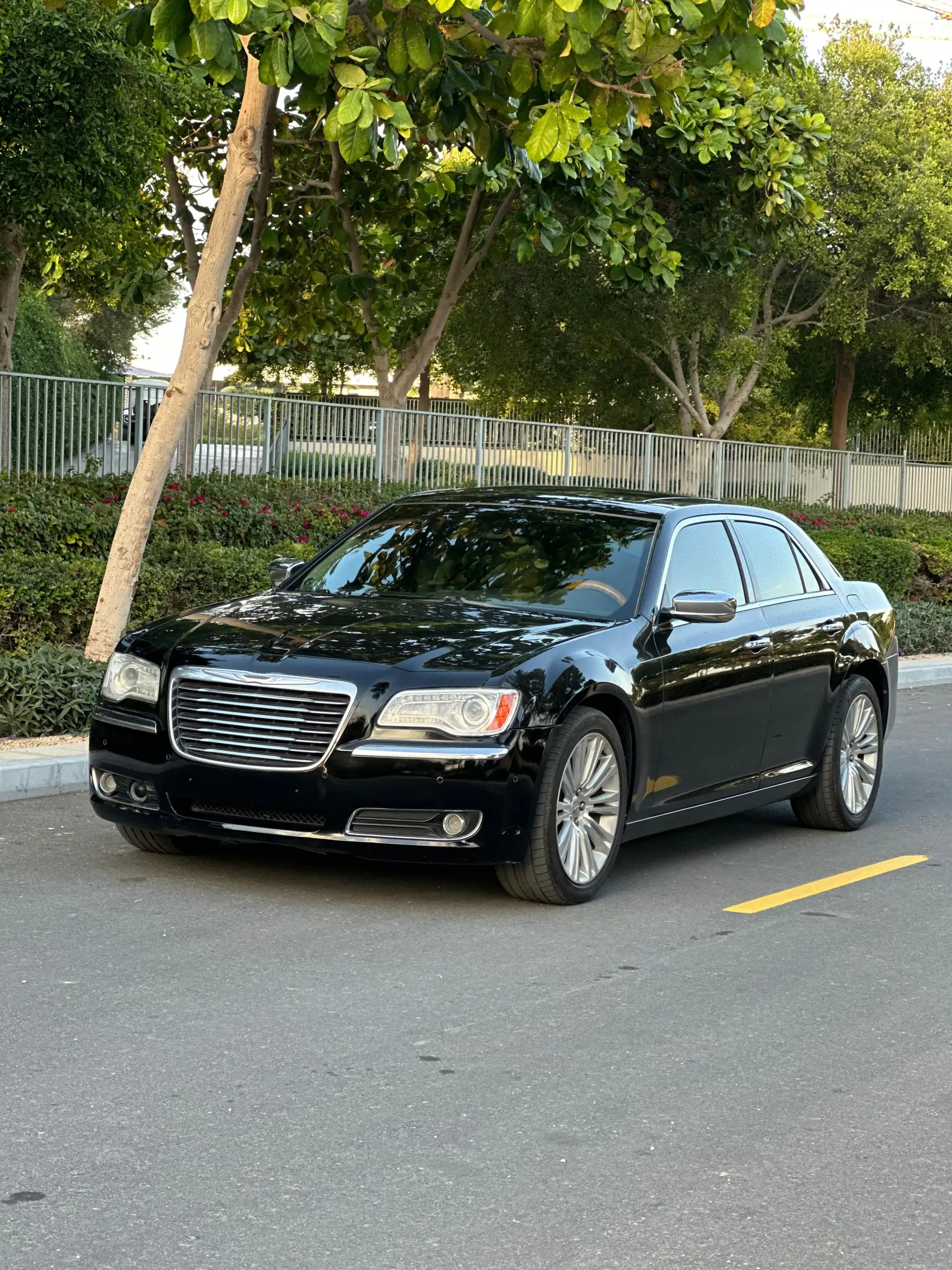Chrysler 300C 2014 5.7L