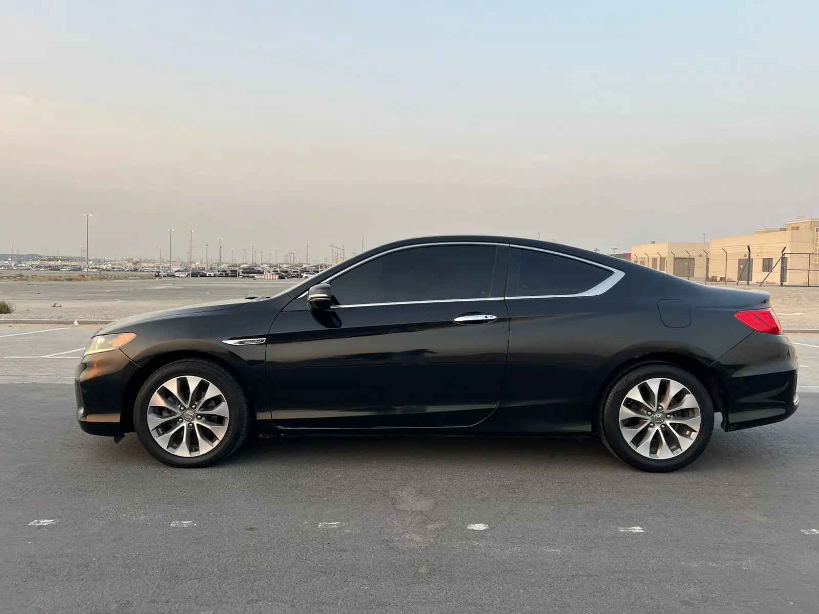 Honda Accord 2015 0.8L