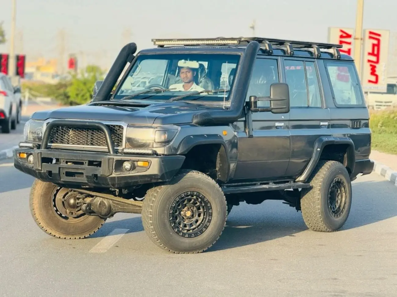 تويوتا لاند كروزر 70 2011 4.5L