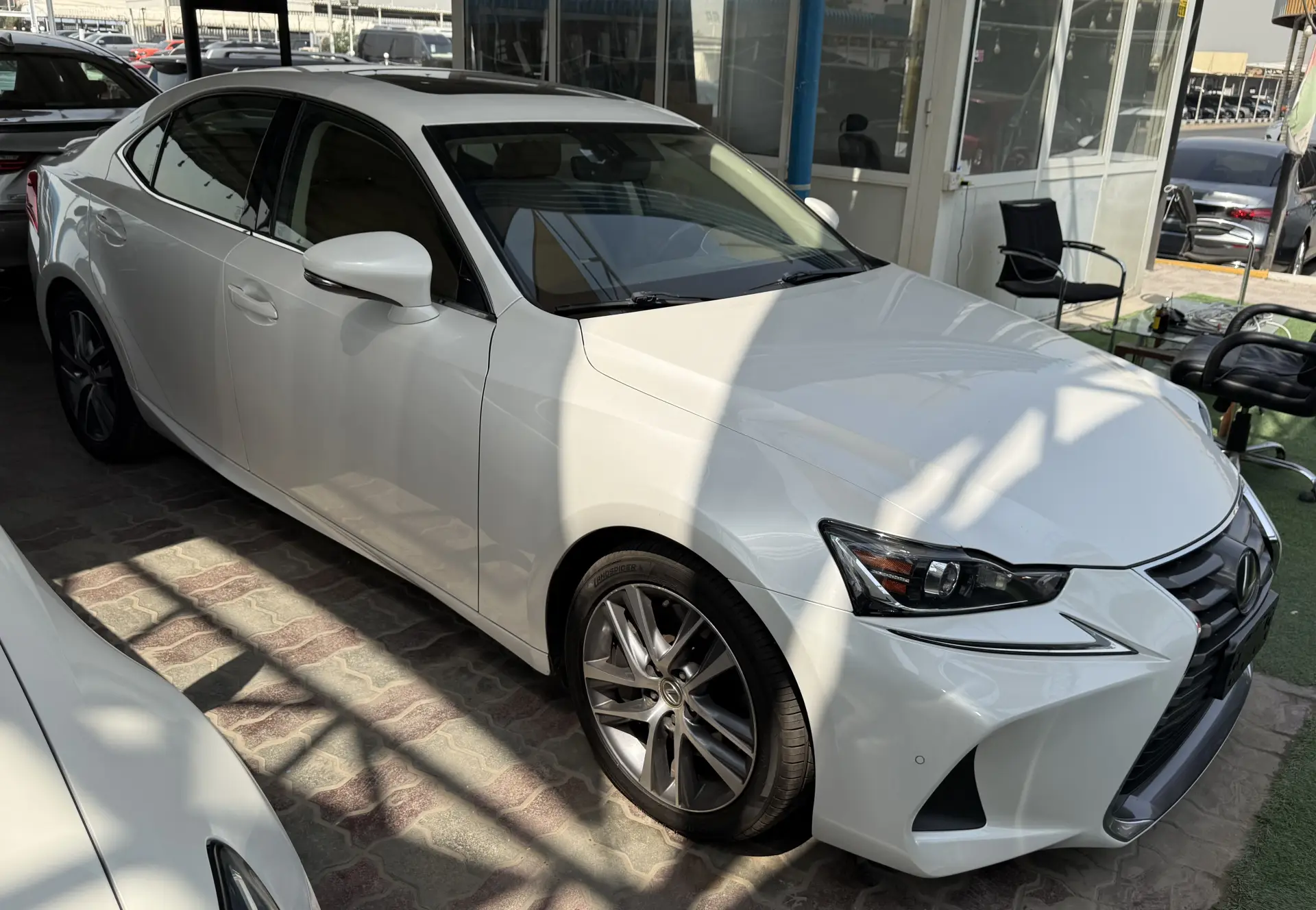 Lexus IS 2018 1999L