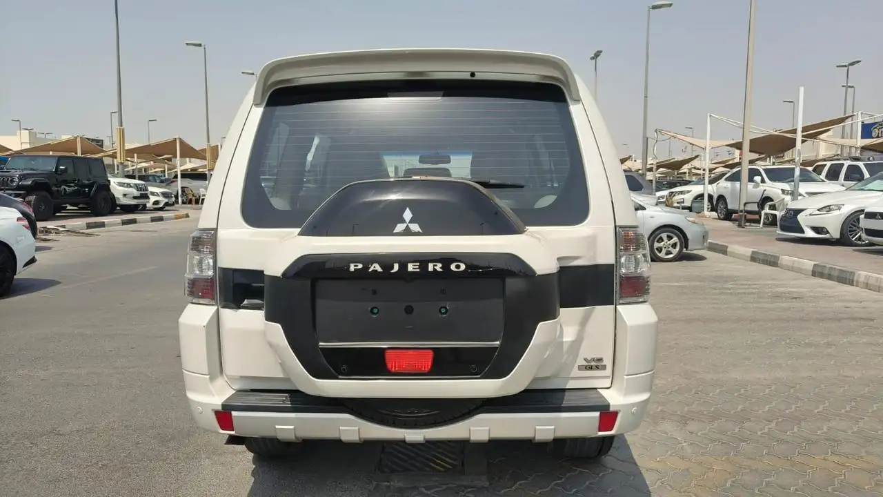 Mitsubishi Pajero 2017