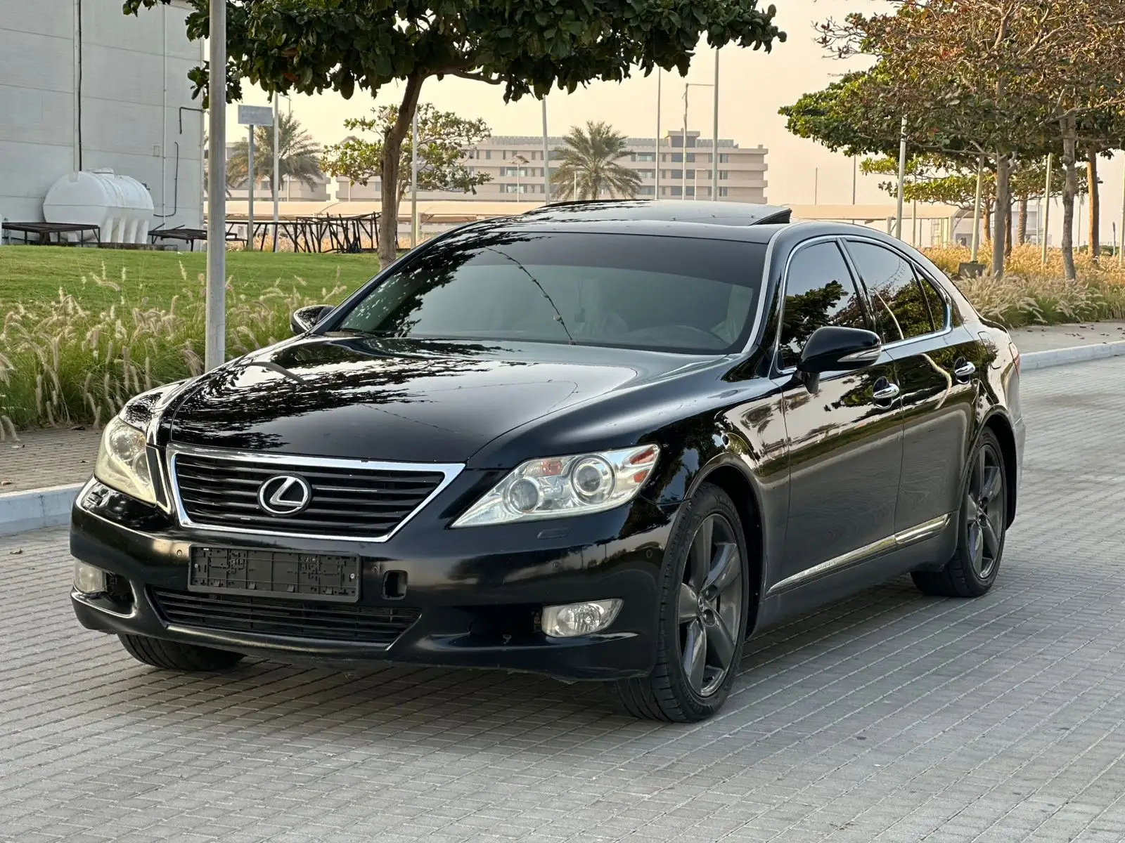 Lexus LS 2011 undefinedL