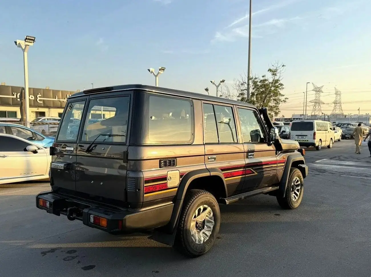 تويوتا لاند كروزر 70 2025 2.8T