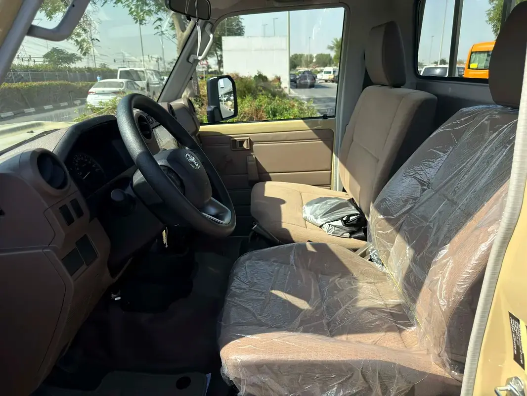 Toyota Land Cruiser Pick Up 2025 4L