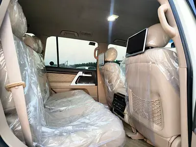 تويوتا لاند كروزر 2014