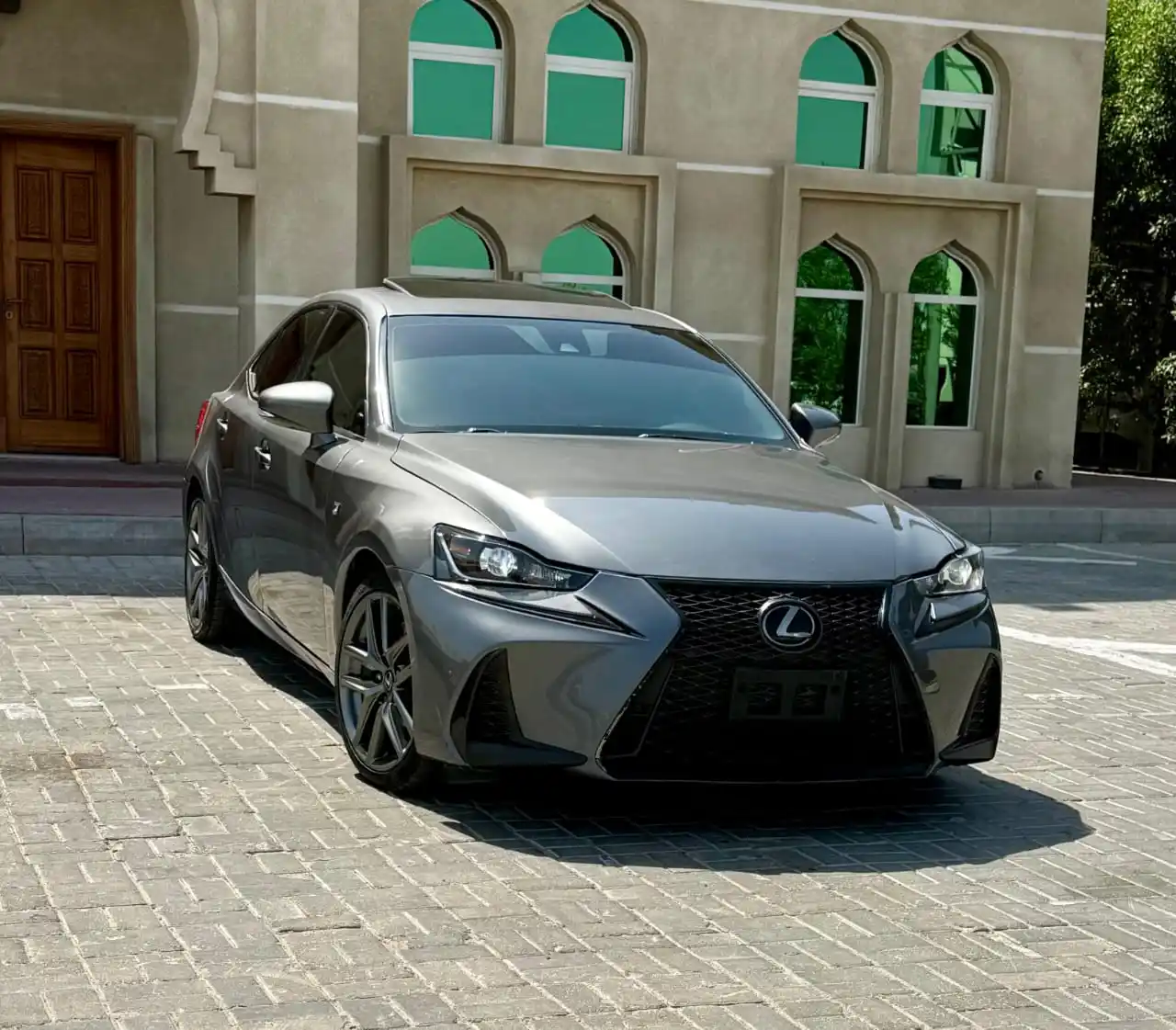 Lexus IS 2019