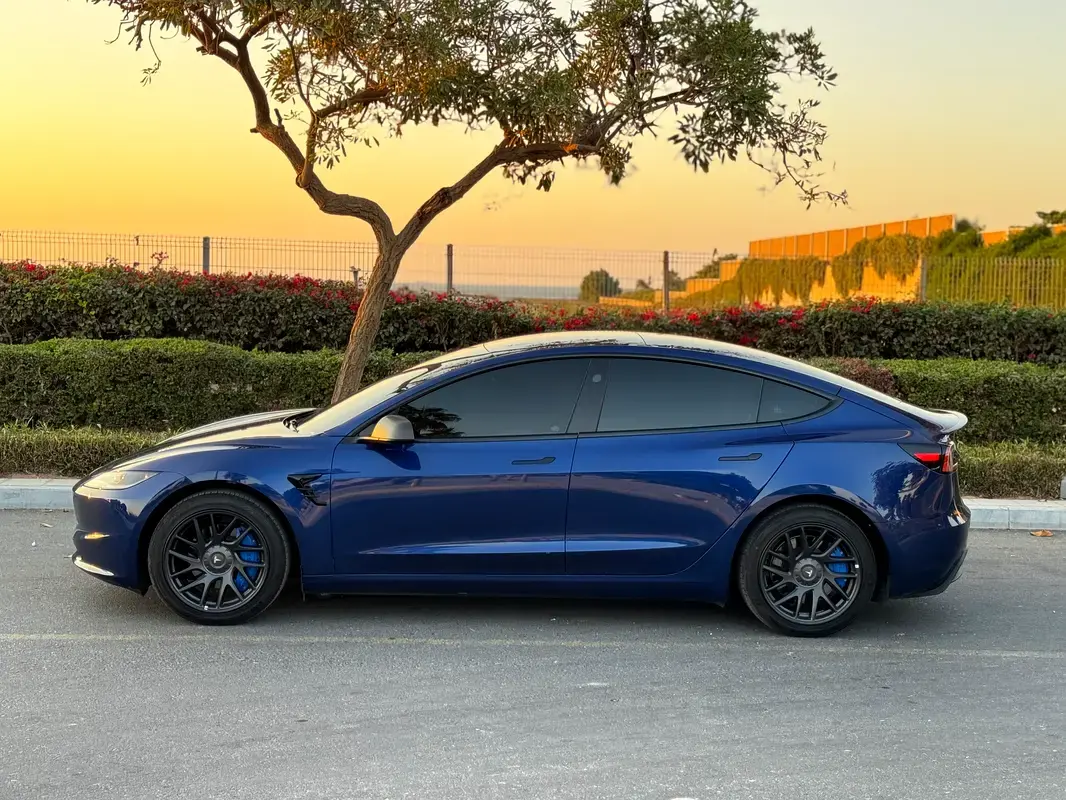 Tesla Model 3 2024 undefinedL