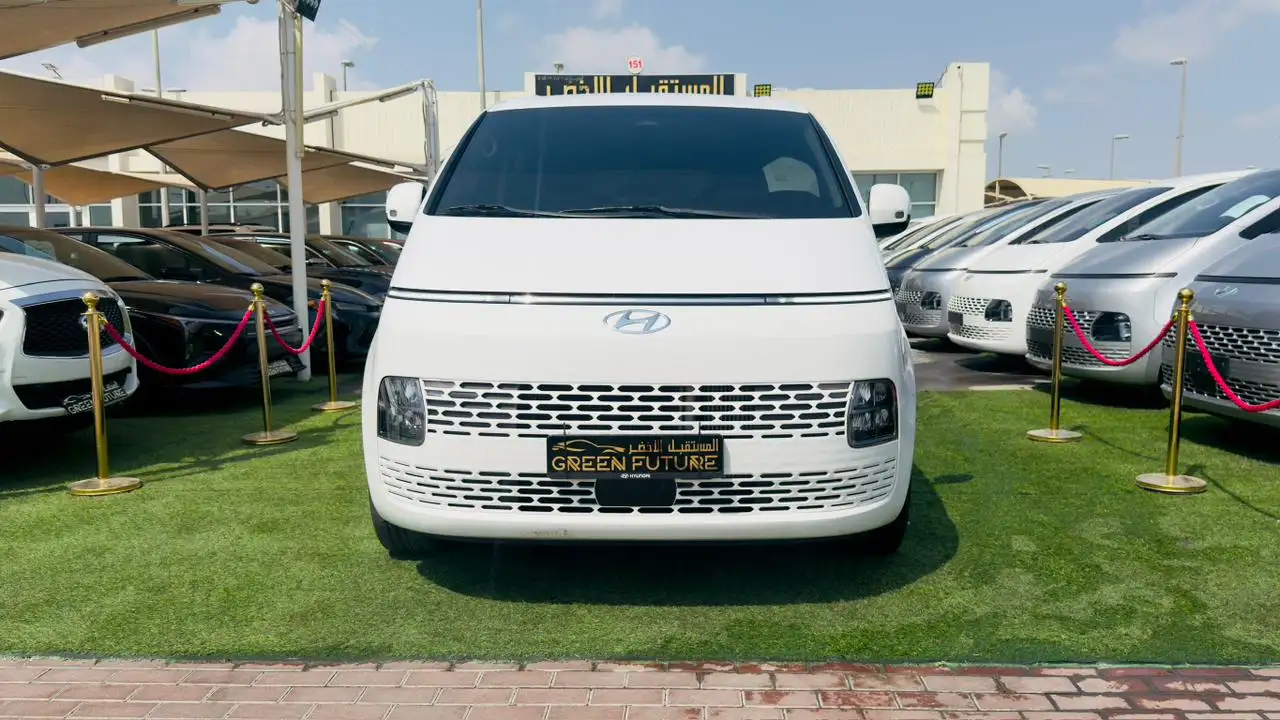 Hyundai Staria 2023 3.5L