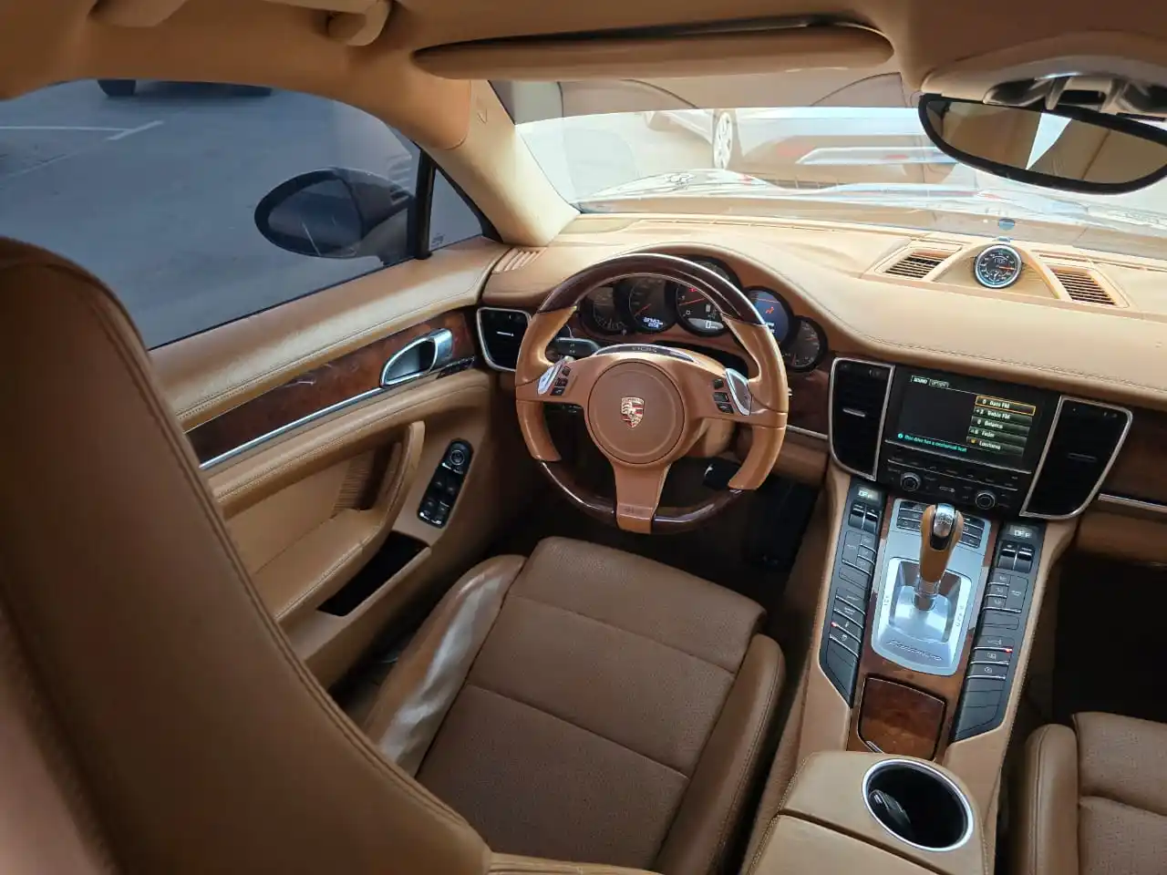 بورش باناميرا 2012