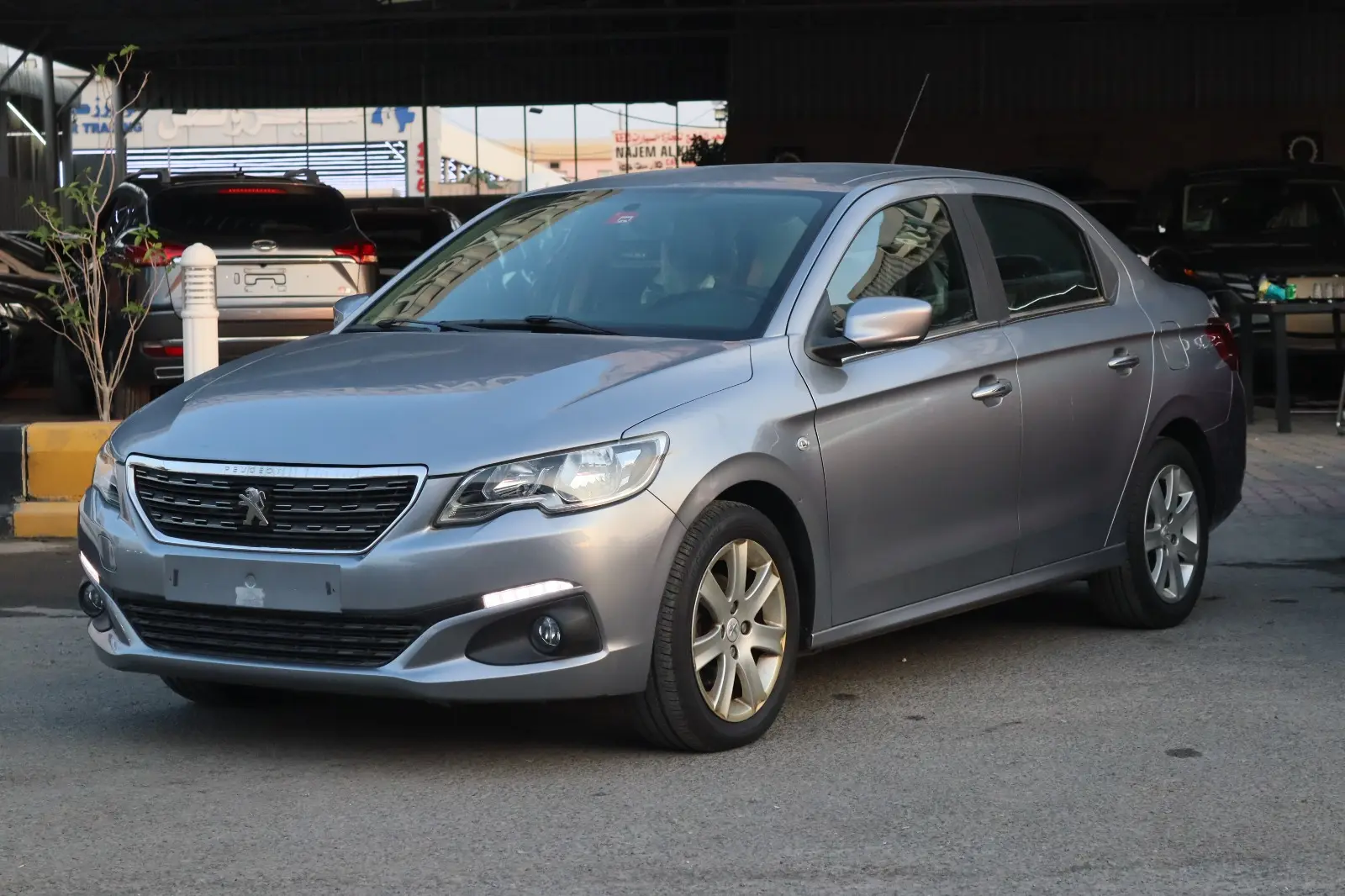 Peugeot 301 2021 1.6L