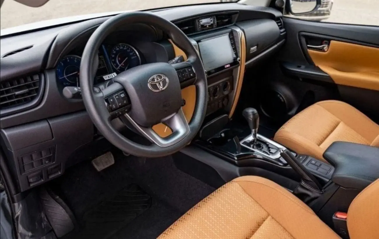 تويوتا فورتونر 2025 2.7L