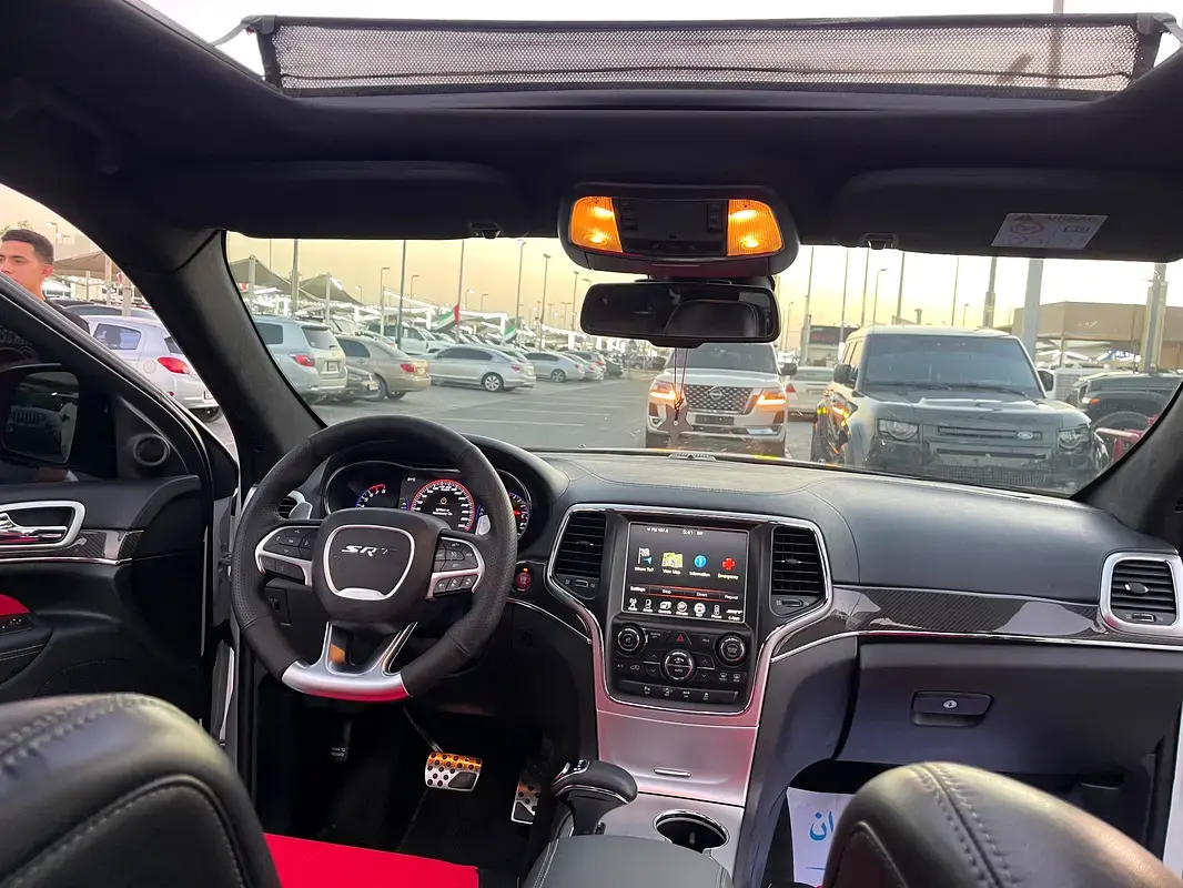 Jeep Grand Cherokee 2015 5.7L