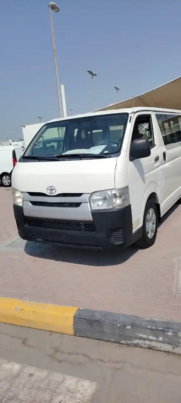 Toyota Hiace 2014