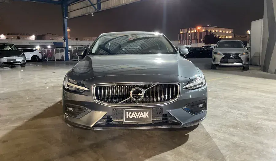 فولفو S60 2020 2L
