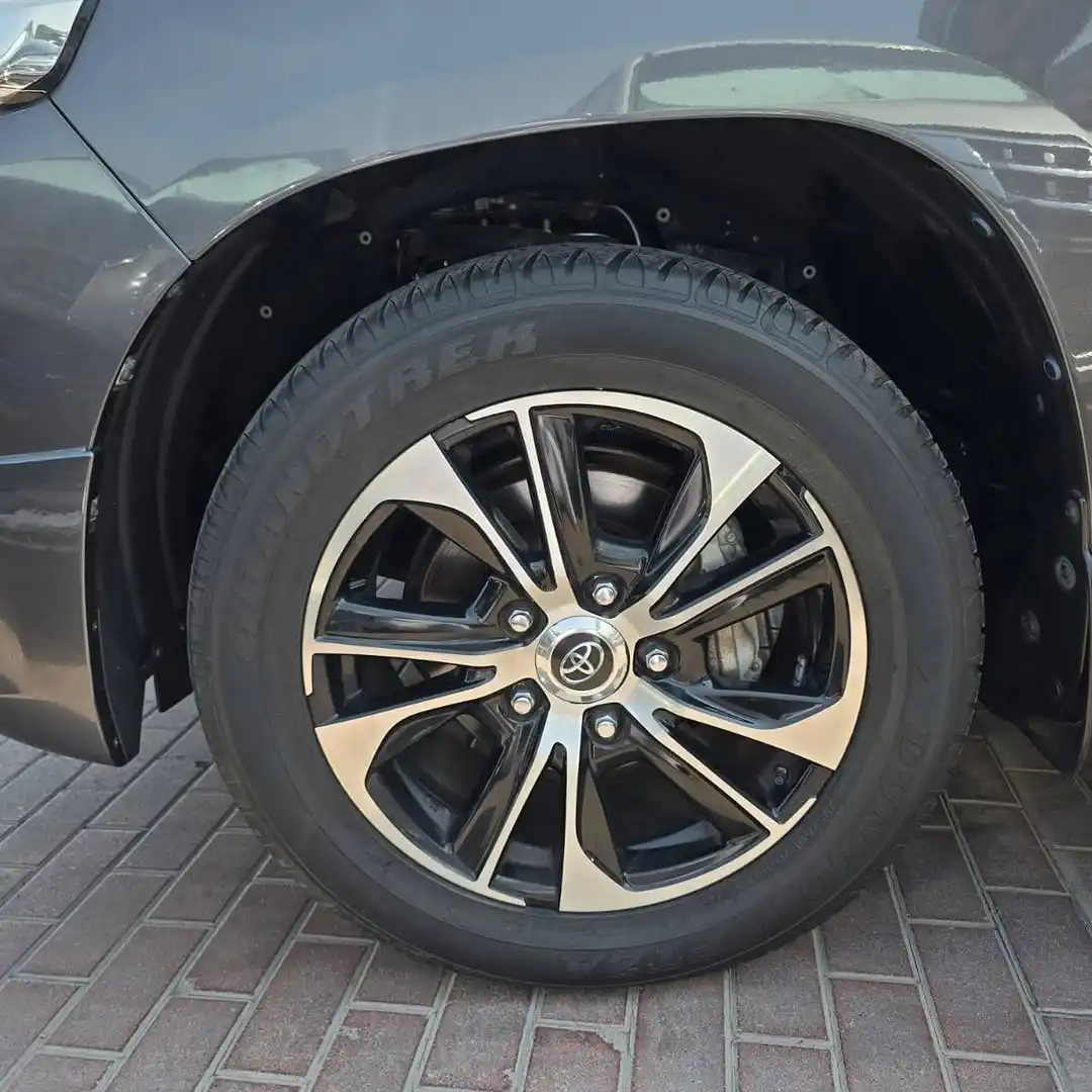 Toyota Land Cruiser 2021