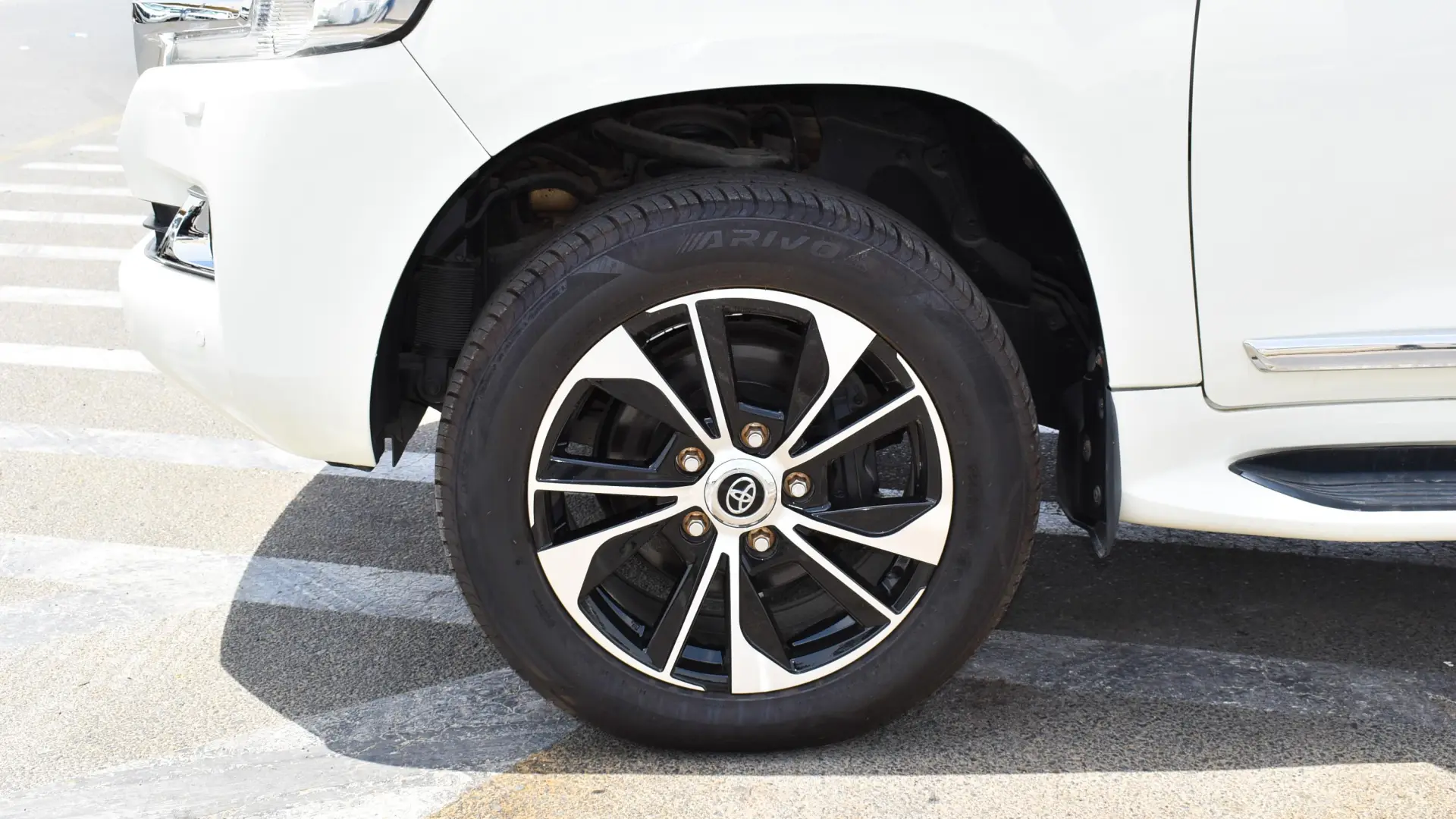 تويوتا لاند كروزر 2018 4.5L